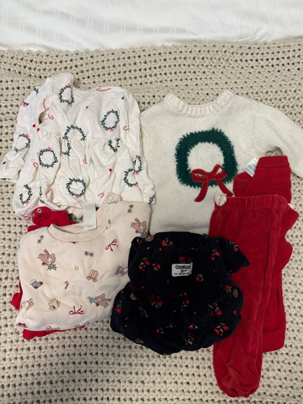 9month baby girl Christmas bundle. Carters, Oshkosh, H&M
